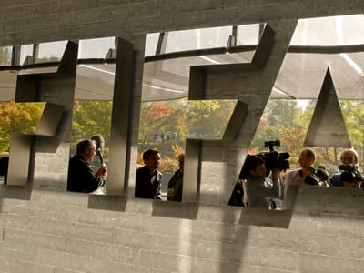 Vários dirigentes da FIFA detidos por corrupção - TVI