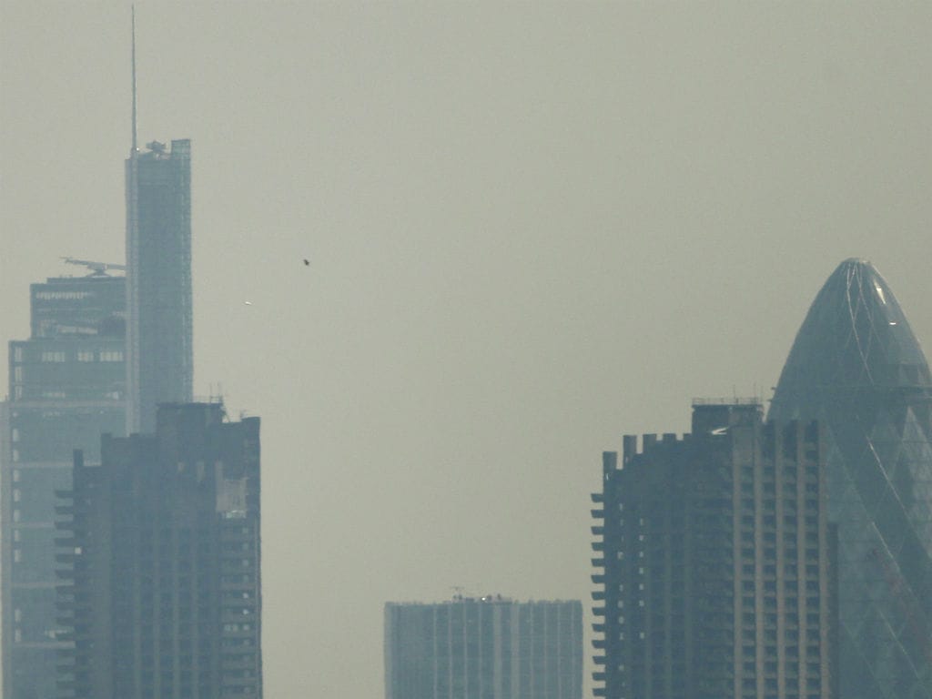 Nuvem de poluição em Londres (REUTERS)