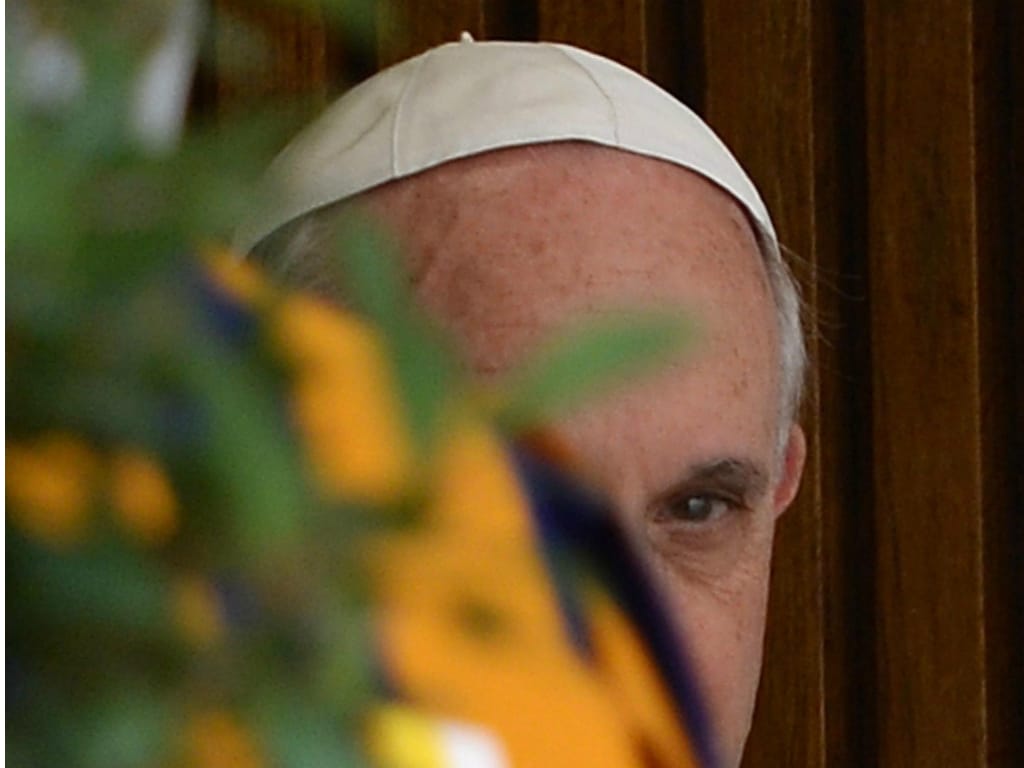 Papa Francisco recebe Isabel II no Vaticano [EPA/STEFANO RELLANDINI]