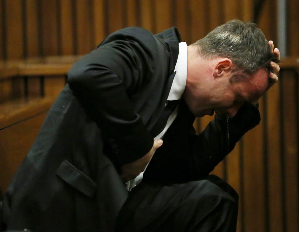Pistorius no Tribunal de Pretória - sessão de 7 abril 2014 Foto: Reuters