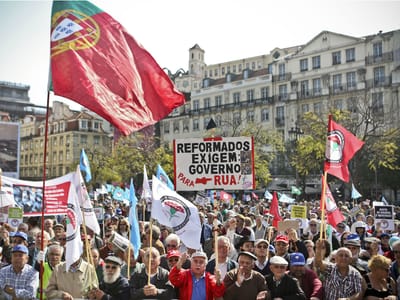 Pensão de reforma em 2060 terá subido cerca de sete anos em Portugal - TVI