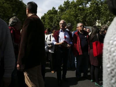 25 Abril: Semedo diz que o povo saiu à rua contra a austeridade - TVI
