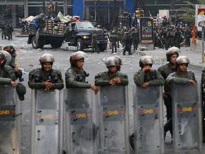 Militares já podem usar força «letal» em manifestações - TVI