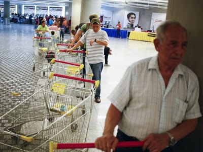 Venezuela: compras controladas por impressão digital - TVI