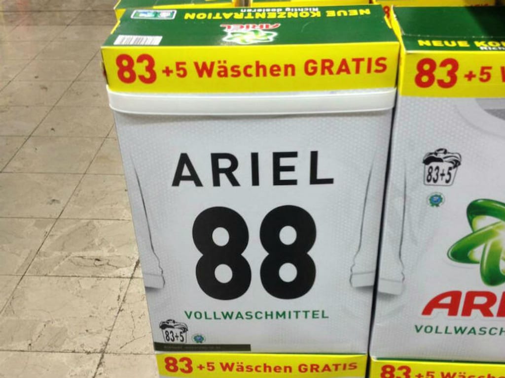 Embalagens de detergente com código neonazi retiradas do mercado (FOTO TWITTER @Printus79)