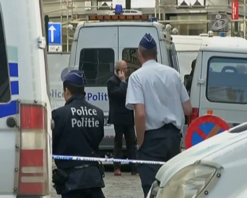 Homem armado mata três pessoas no Museu Judaico de Bruxelas
