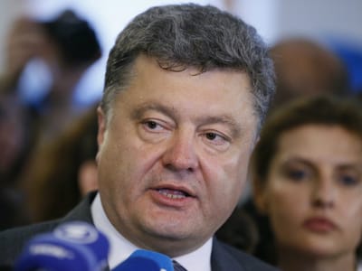 Ucrânia: presidente quer modernizar armamento - TVI