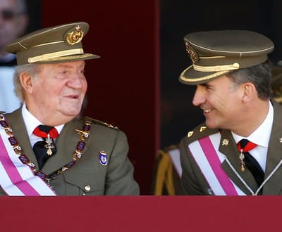 Justiça espanhola decide investigar suspeitas contra Juan Carlos - TVI