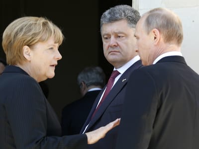 Merkel telefona a Putin a pedir responsabilidade - TVI