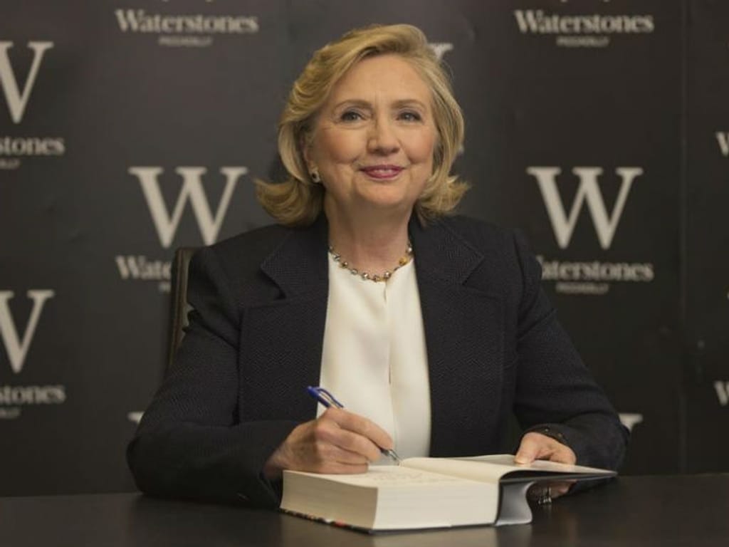 Hillary Clinton em Londres [Reuters]