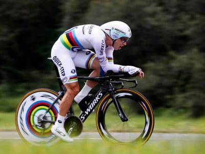 Ciclismo: Martin recupera título de contrarrelógio, Nélson Oliveira foi 20º - TVI