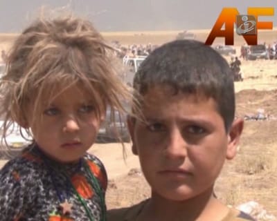 Iraque: 35 mil pessoas fogem das montanhas de Sinjar - TVI