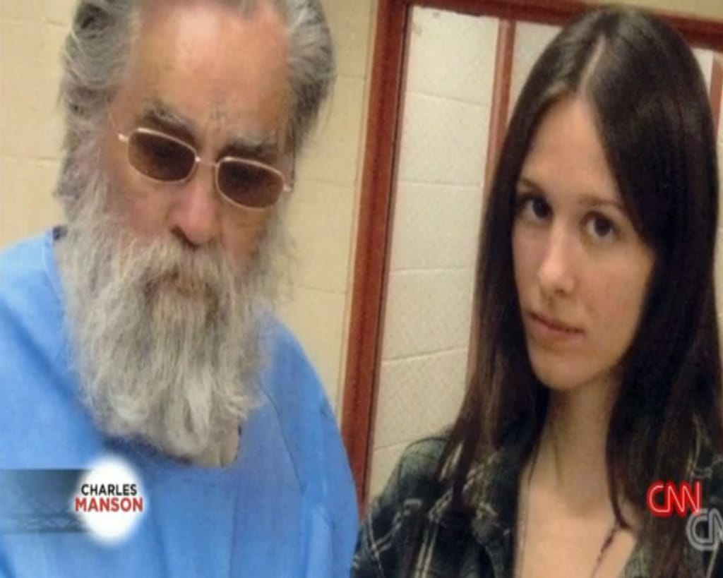 Star mudou-se para uma residência perto do estabelecimento prisional onde Manson está detido há 25 anos (Reproudção:CNN)
