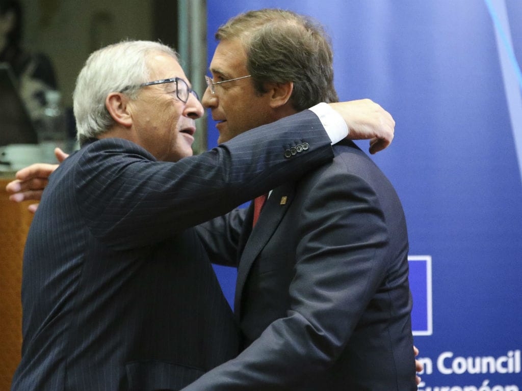 Passos e Juncker [EPA]