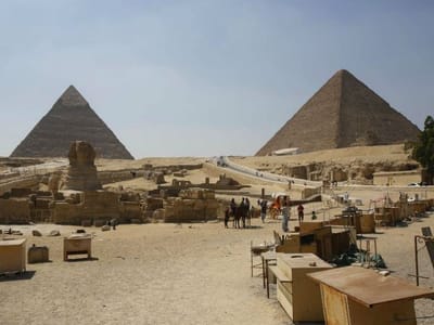 Descoberto túmulo de rainha egípcia desconhecida - TVI