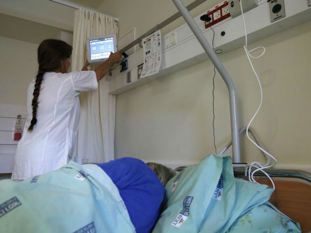 Enfermeira [Foto: Reuters]