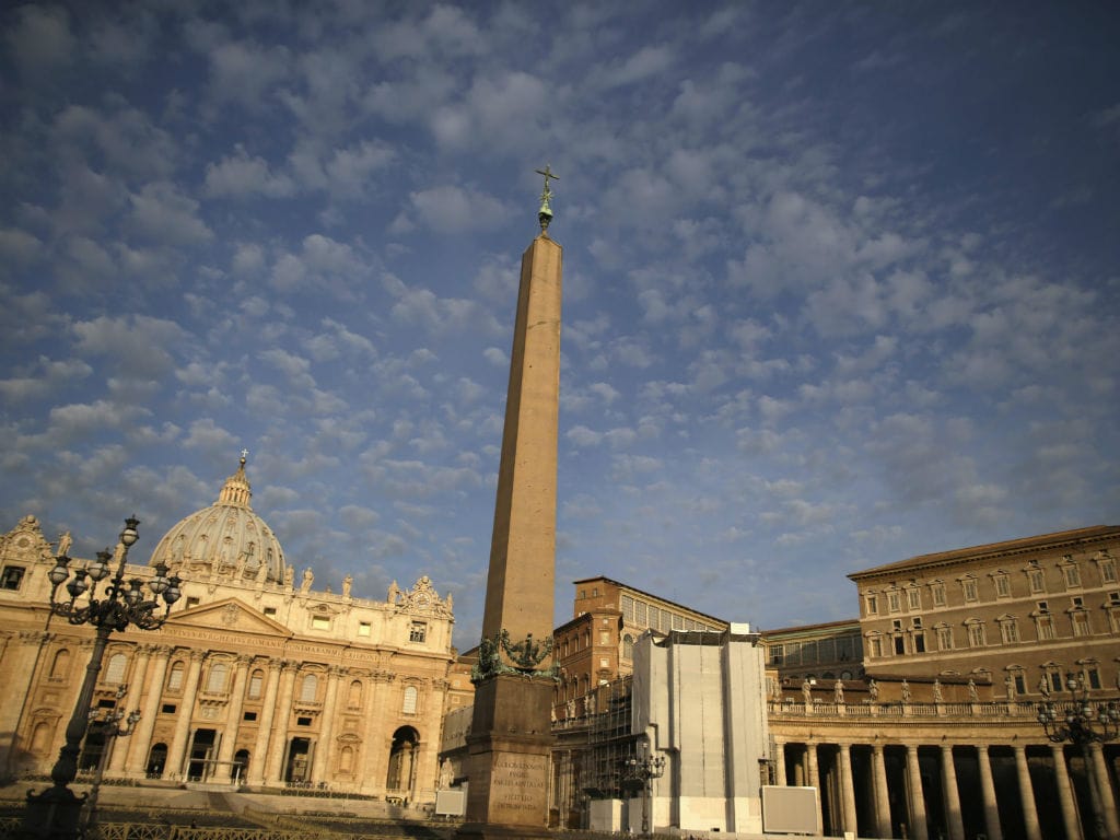 Basílica de São Pedro, no Vaticano (REUTERS)