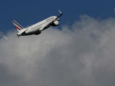 Air France: 59% dos voos cancelados na segunda-feira - TVI