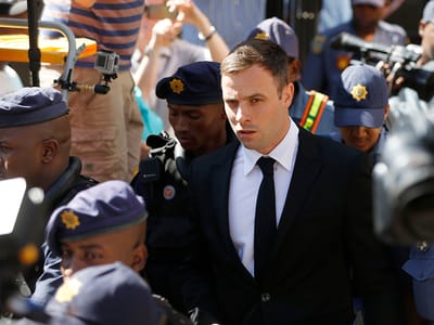Sentença agravada para Pistorius: condenado por homicídio voluntário - TVI