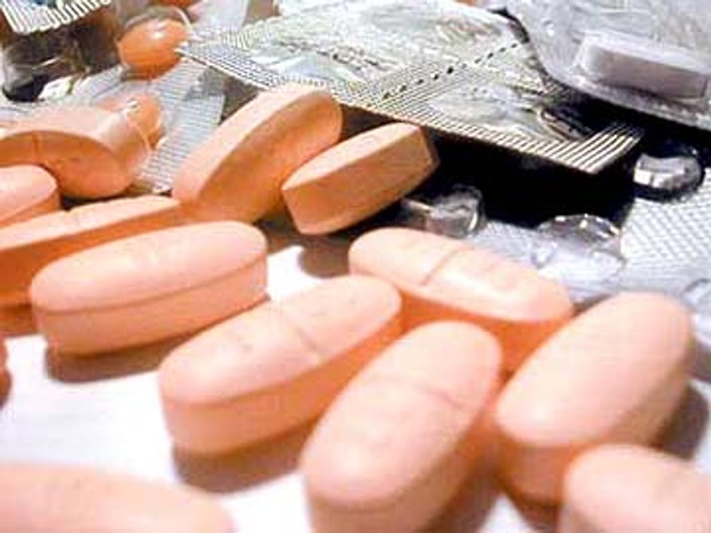 103 medicamentos esgotados nas farmácias