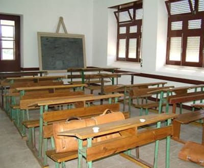 Escolas de meios desfavorecidos podem contratar docentes - TVI