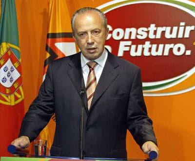 Conselho Nacional do PSD reúne-se para escolher Santana para primeiro-ministro - TVI