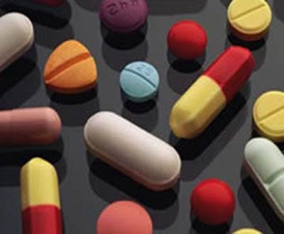 Infarmed pede à Ordem para denunciar medicamentos contrafeitos - TVI