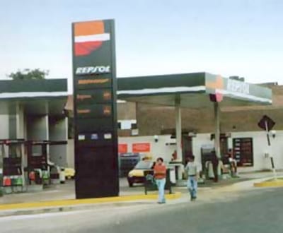 Repsol volta a subir combustíveis 24 horas depois - TVI