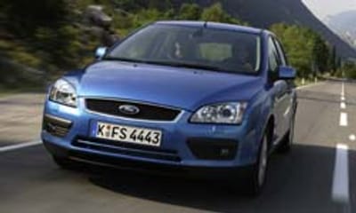 Ford Portugal supera crescimento da Europa com subida de 20% em 2004 - TVI