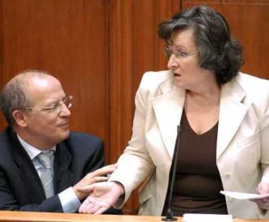 Ministra da Educação dá explicações no Parlamento (Manuel de Almeida/Lusa)