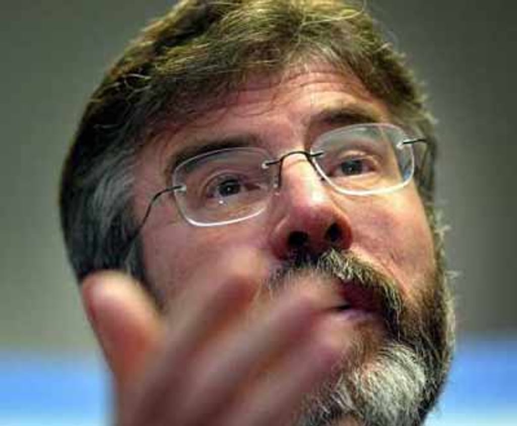 Gerry Adams, presidente do Sinn Fein, o braço político do IRA