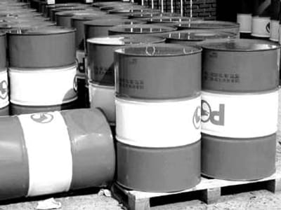 OPEP pede redução petrolífera à Rússia em 300 mil barris diários - TVI