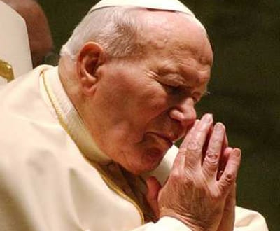 Porque João Paulo II mudou a sua imagem de Fátima - TVI