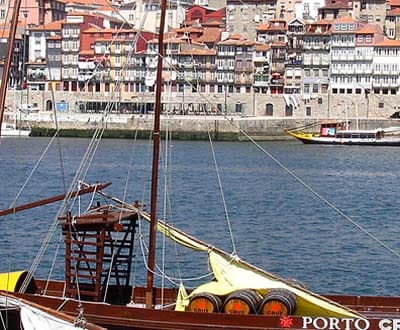 Porto: PJ detém quatro homens por corrupção - TVI