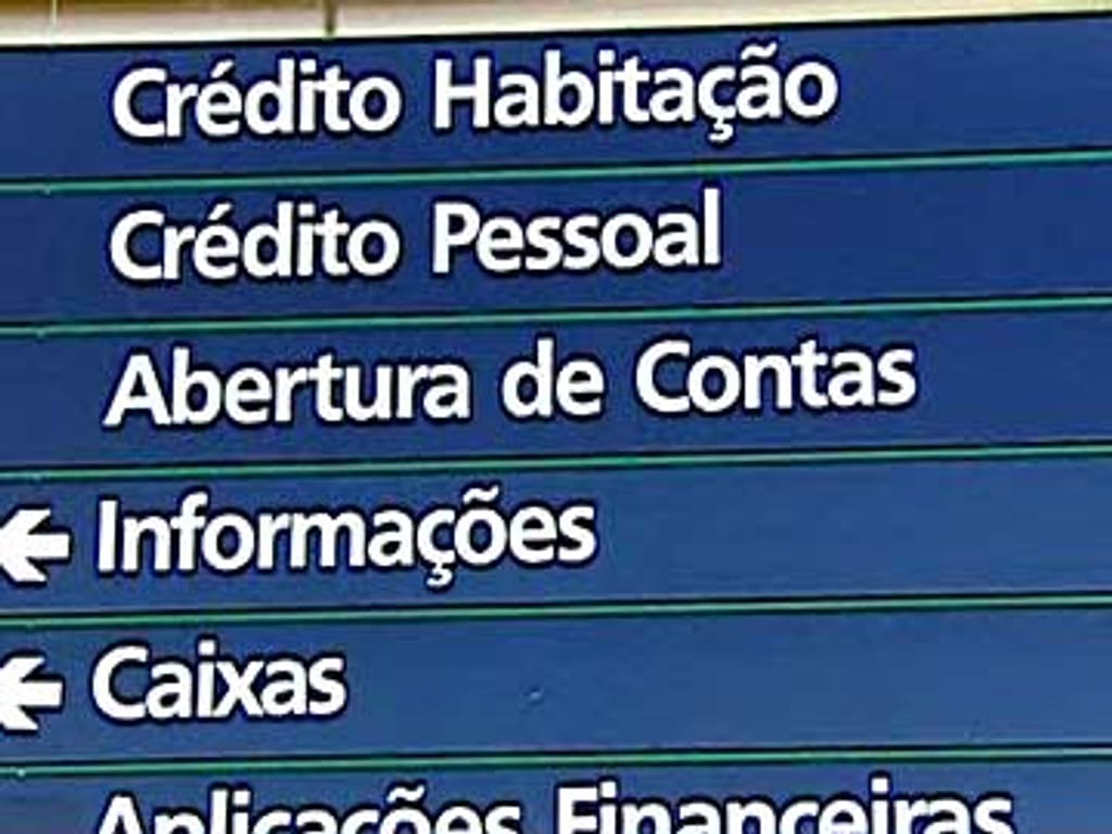 Bancos portugueses cobram mais juros
