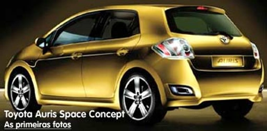 Toyota Auris Space Concept