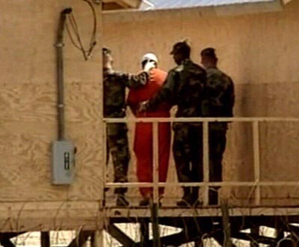 Prisioneiro em Guantanamo