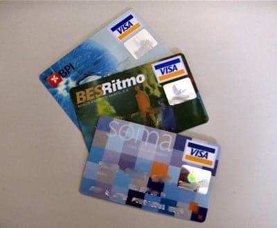 Portugueses pagam as comissões mais altas nos cartões de crédito - TVI
