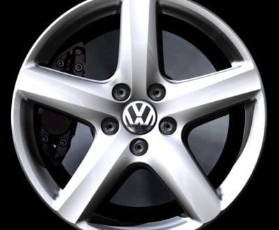 Volkswagen vai indemnizar proprietário de veículo assaltado - TVI