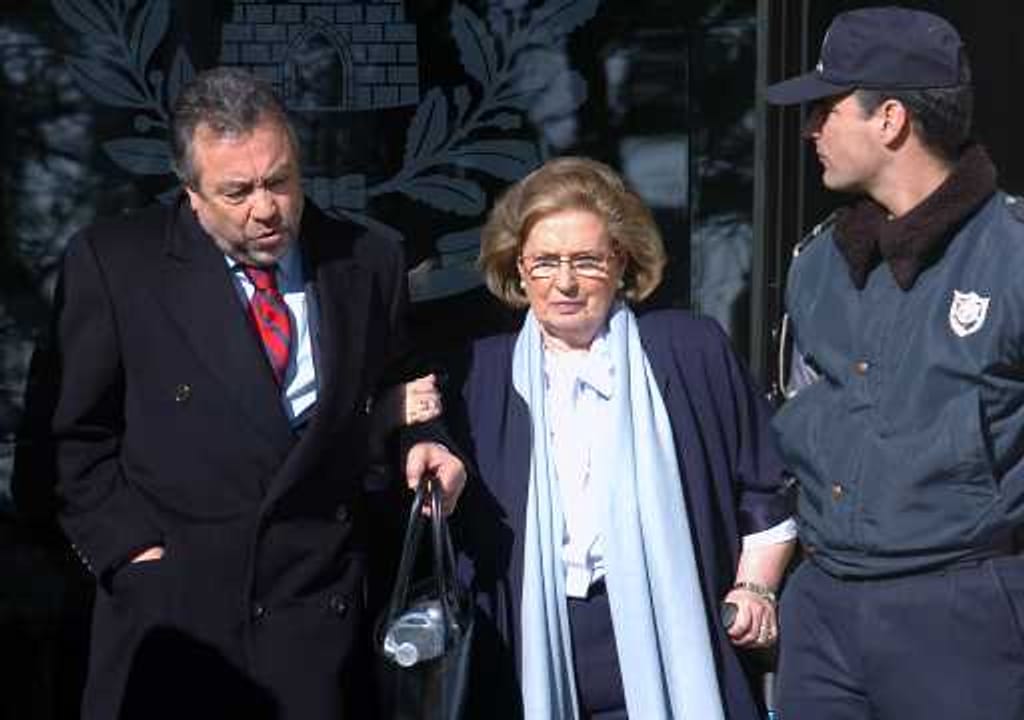 Teresa Costa Macedo à saída do tribunal (Foto João Relvas/Lusa)
