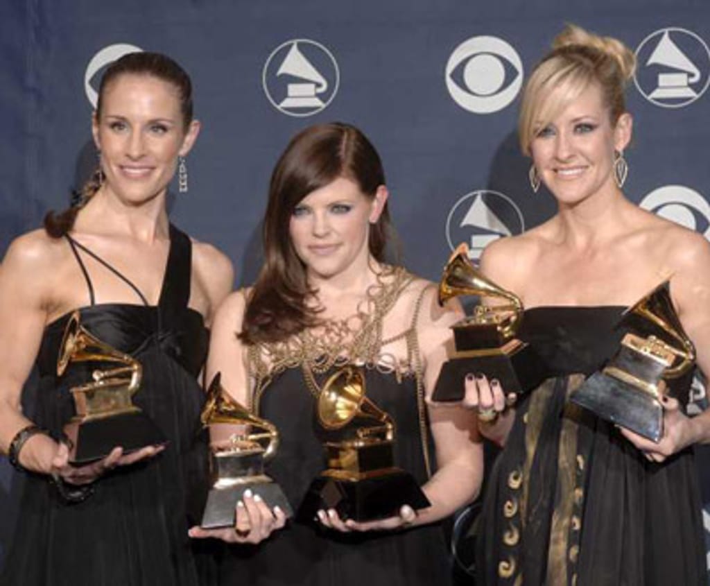 As Dixie Chicks foram as grandes vencedoras com 5 Grammys (foto Lusa)