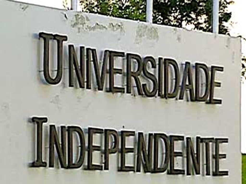 Independente: PGR confirma inquéritos à Universidade