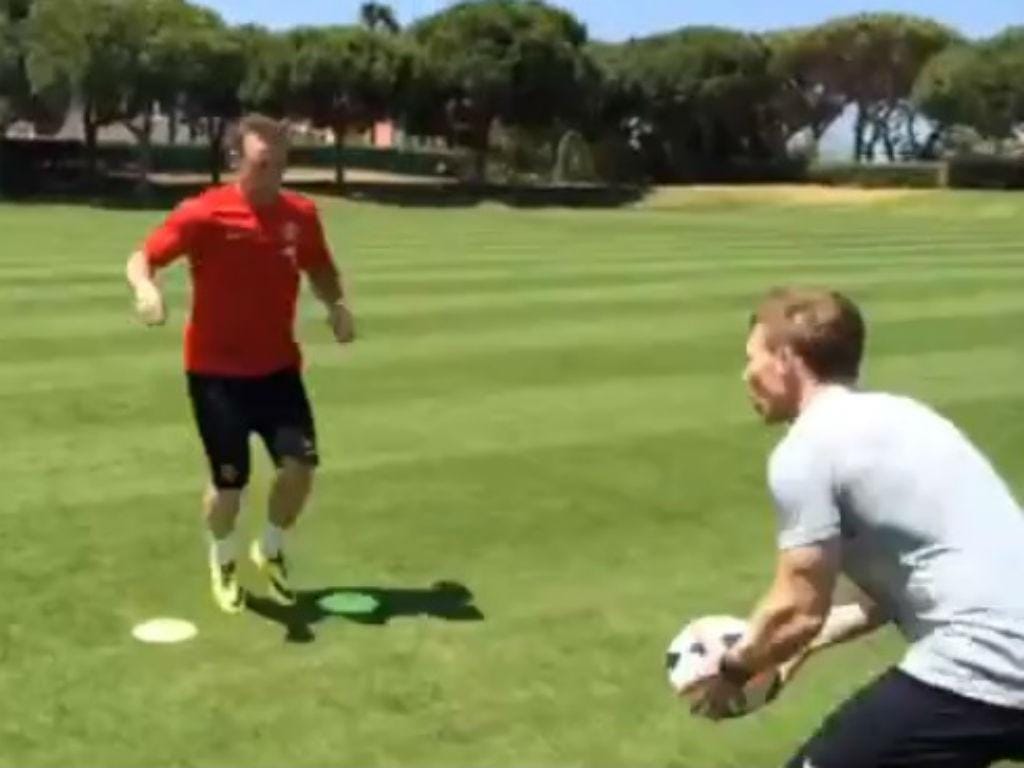 Rooney treina no Algarve