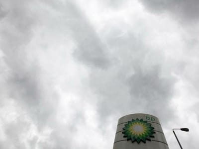 BP anuncia corte de 10 mil empregos - TVI