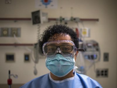 Ébola atinge profissional de saúde nos EUA - TVI