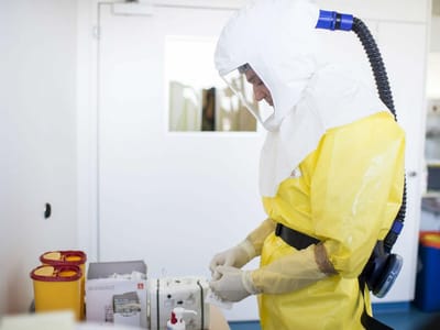 Ébola: caso suspeito em Barcelona obriga a ativar protocolo - TVI