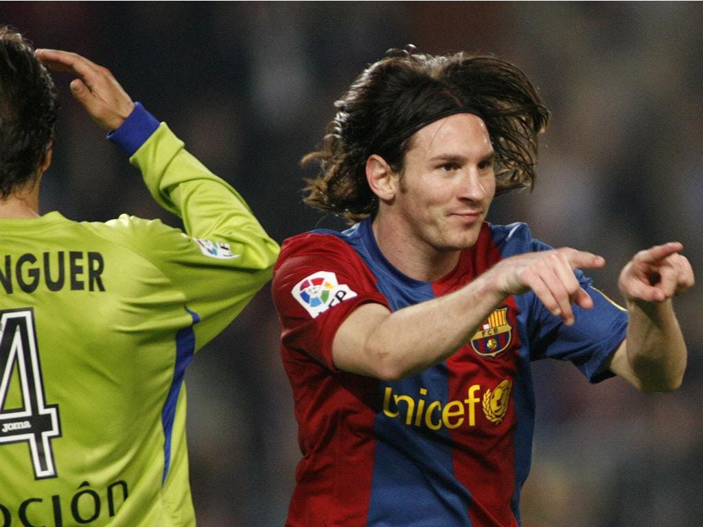 Messi marca ao Getafe (Albert Gea/Reuters)