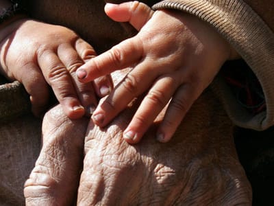 "Estou Aqui": as pulseiras para ajudar encontrar idosos - TVI
