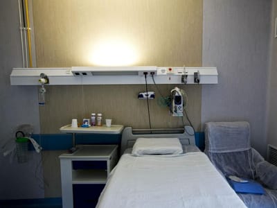 Hospitais de Lisboa em risco de ficar um dia sem limpezas - TVI