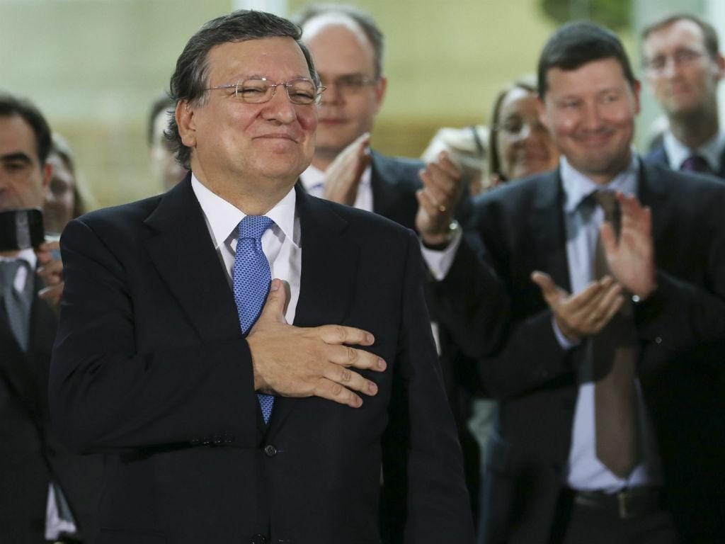 Durão Barroso despede-se da Comissão Europeia. Juncker toma possa este sábado. EPA/OLIVIER HOSLET